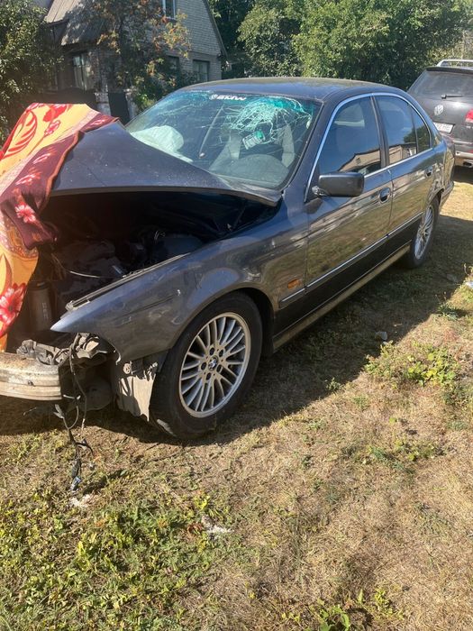 BMW E39 2.0 Бензин