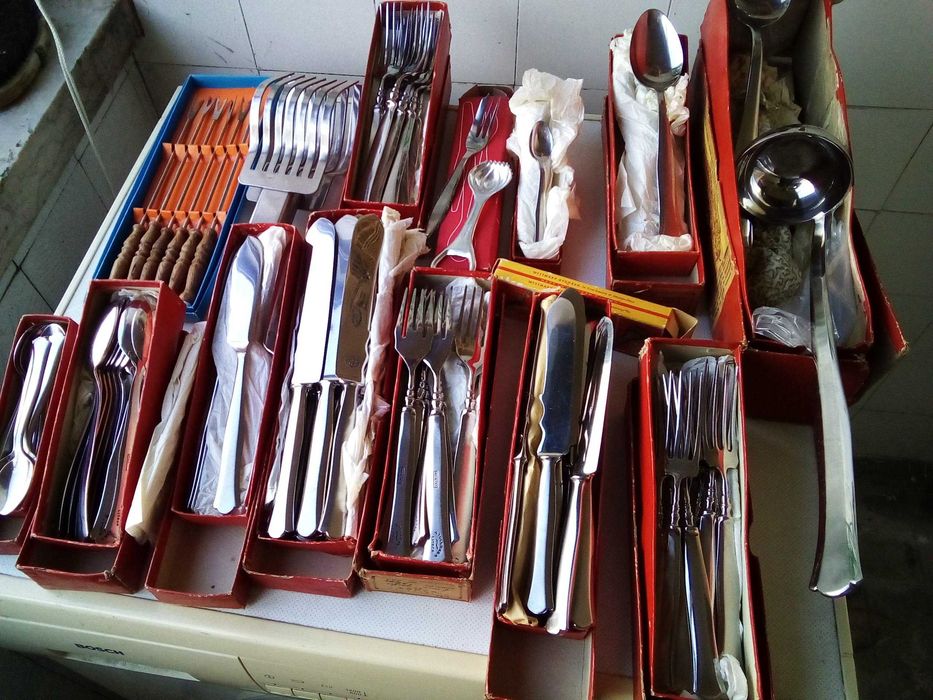 Faqueiro / Antiguidade = Faqueiro com + de 75 anos - Aço Inox