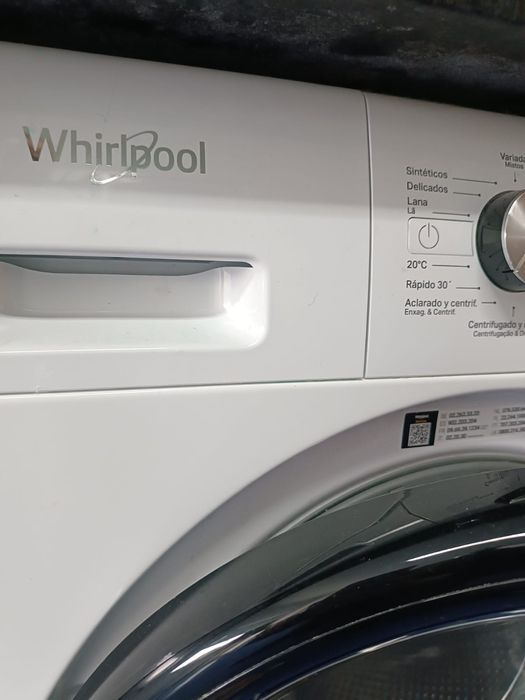 Máquina lavar whirlpool