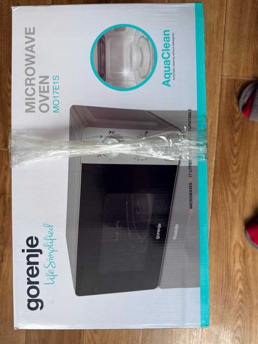 Мікрохвильова піч (НВЧ) Gorenje MO 17 E1S (нова)
