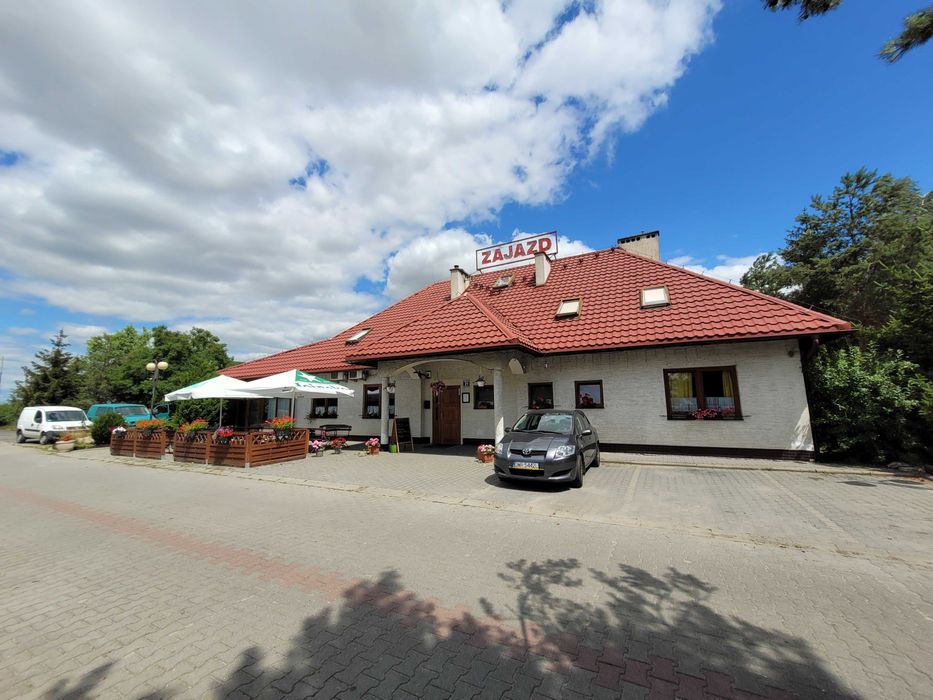 Budynek z funkcjonujący zajazd hotelem – Borowa k. Wrocławia