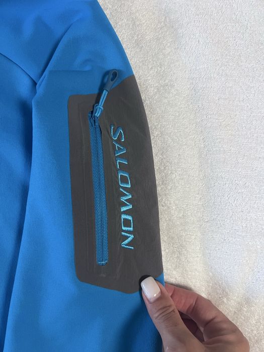 Худи бренда Salomon