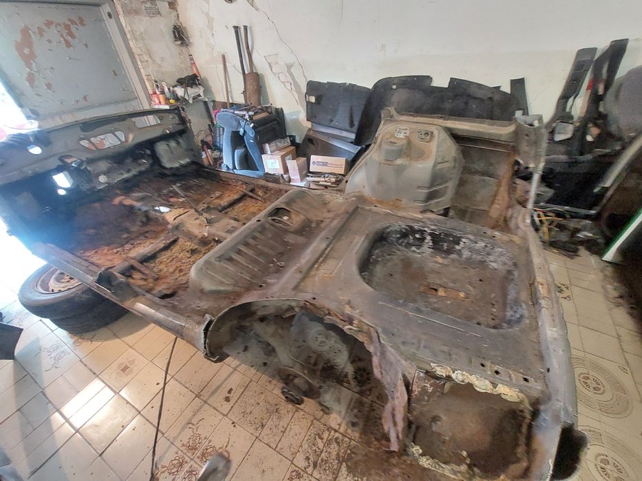 Двигун 2110/2109 та інші запчастини