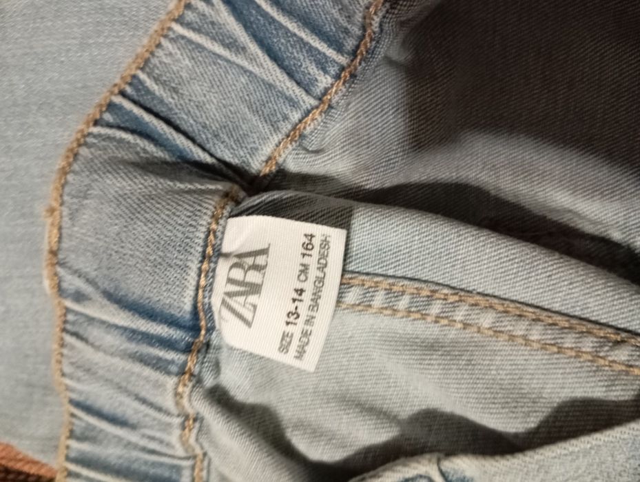 Продам джинси ZARA детские нові