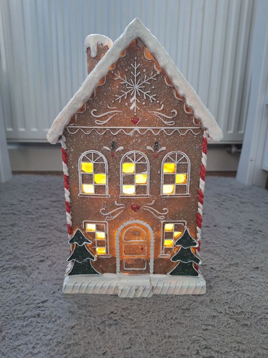 Home&You domek LED piernikowy dekoracja świąteczna podświetlana