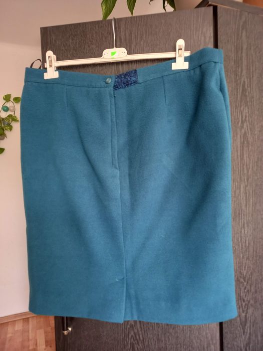 Wełniana, ciepła garsonka r L/XL