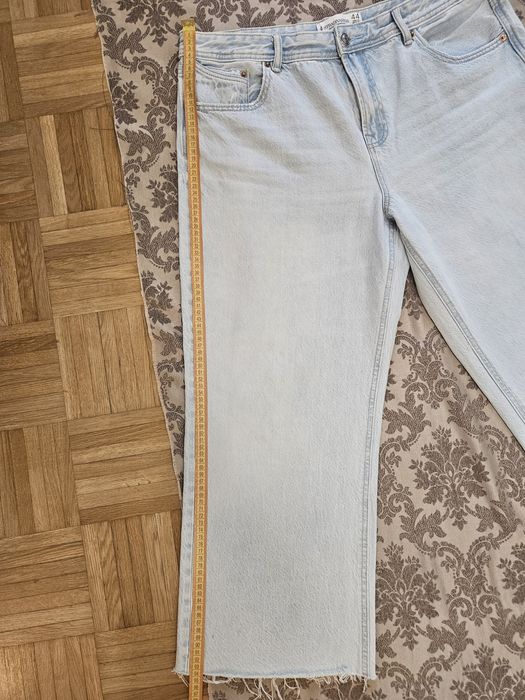 Jeansy r.44 Stradivarius