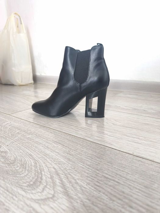 Чобітки жіночі італія