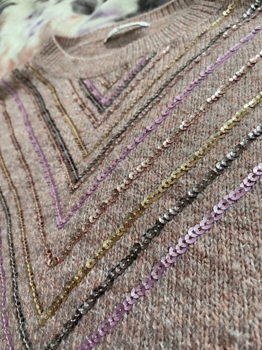 Светрик пильно рожевий з паєтками