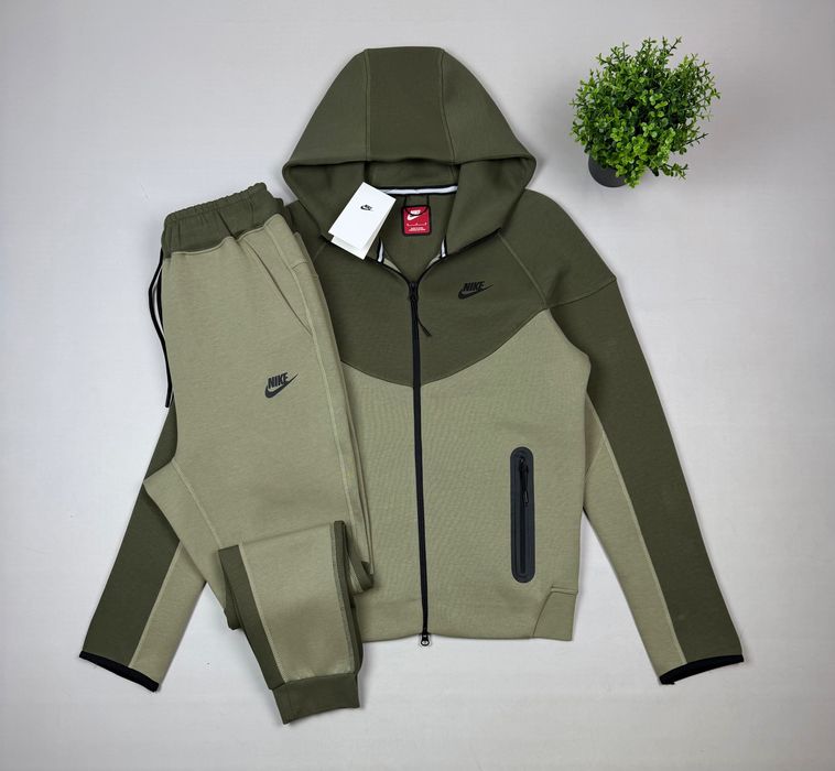 Костюм Nike tech fleece комплект найк теч флис