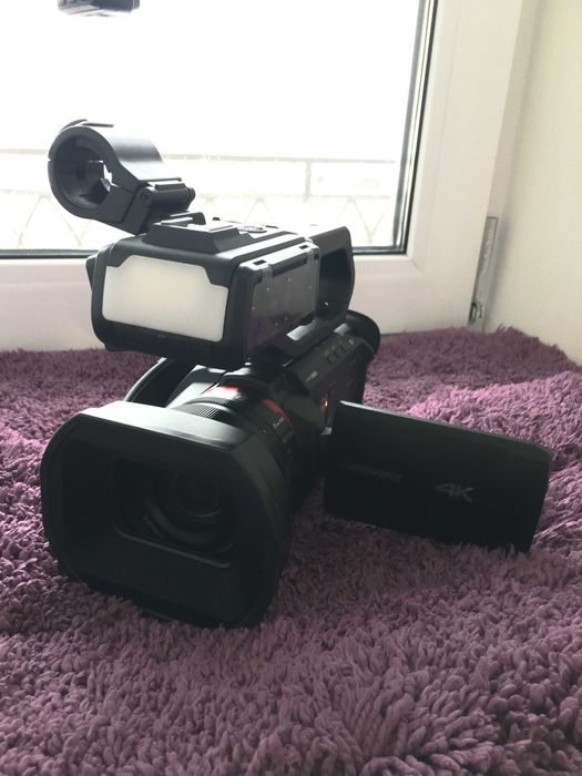 Камкодер Panasonic AG-CX10