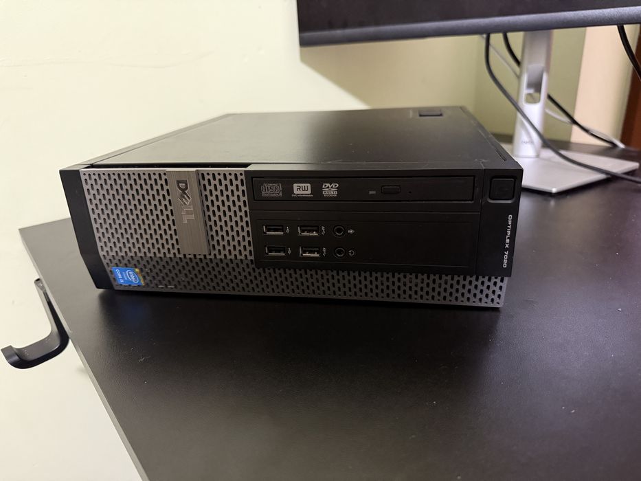 Dell OptiPlex i7-4790 / 32GB DDR3 / 2.5Gb/s
