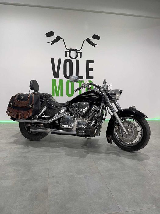 Мотоцикл Honda VTX1300