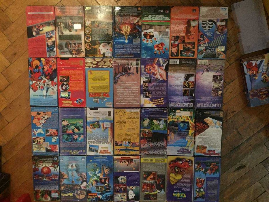 Видеокассеты VHS Гарфилд, Артур и минипуты, Земля до начала времён