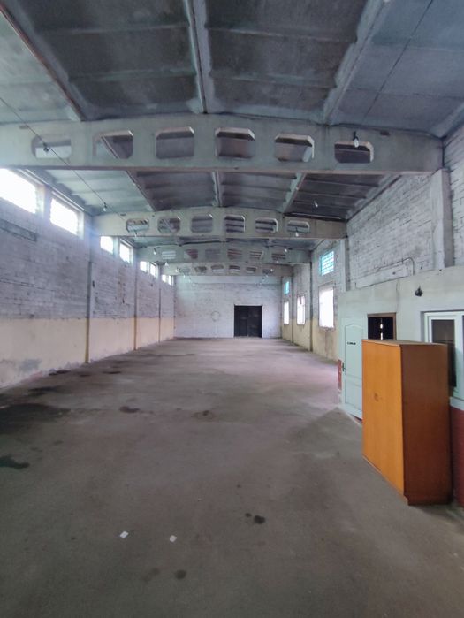 Продається майновий комплекс складських та виробничих приміщень 2405м2