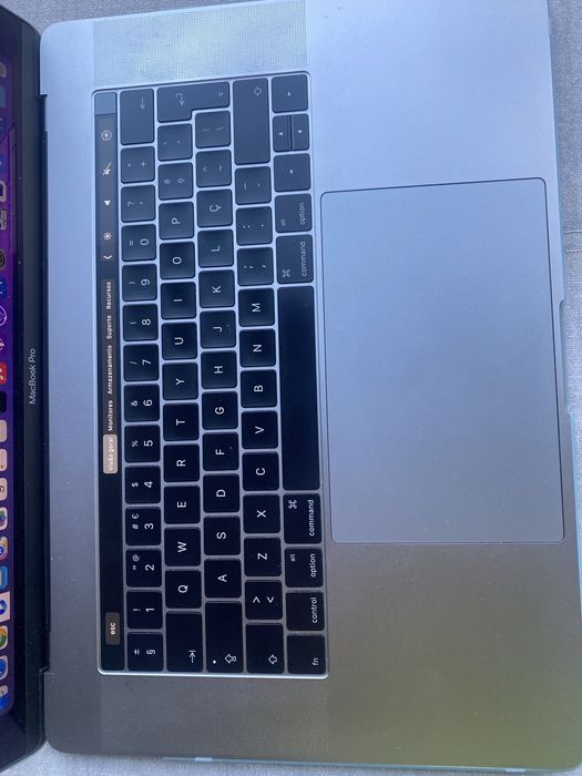 MacBook Pro 15 Touchbar 2016
