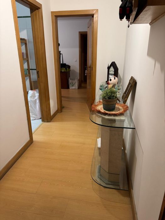 T 1 em lumiar !! Garagem a party