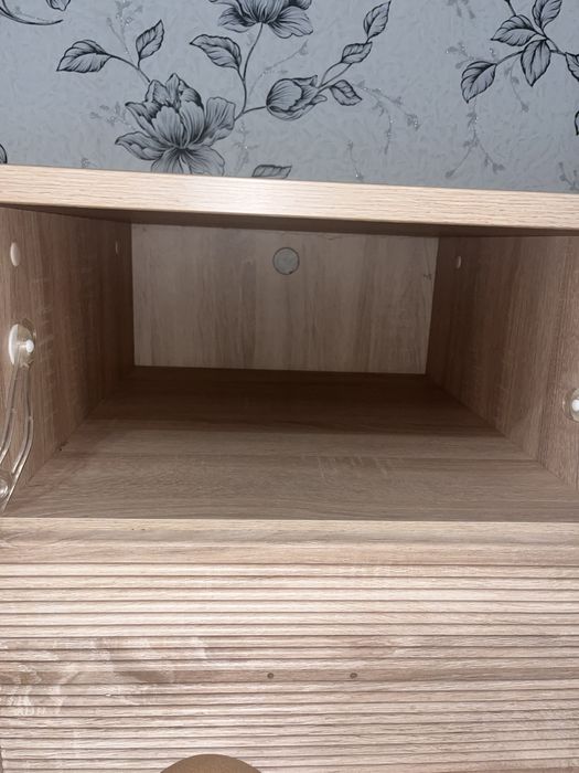 Продам стінку під телевізор