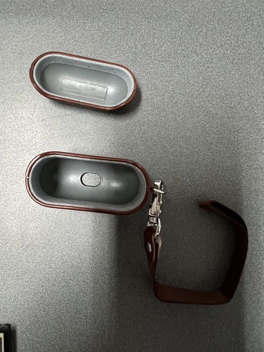 Capa em pele Airpods