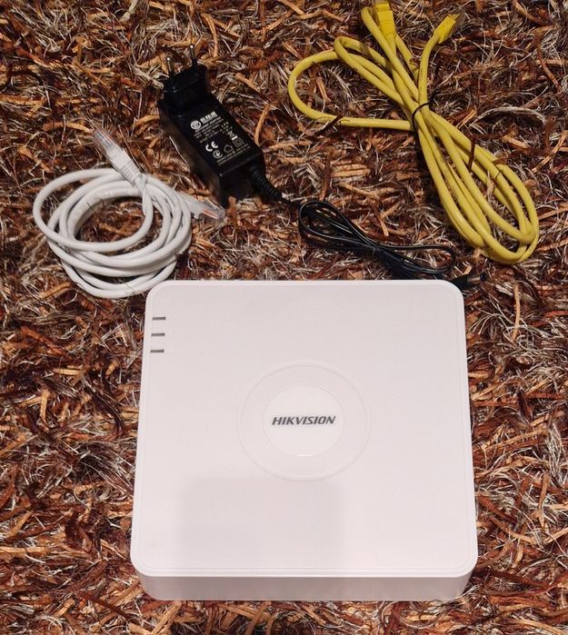 Gravador de video digital de segurança Hikvision com disco de 1 TB