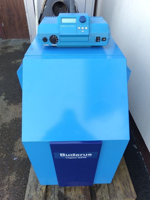 Piec olejowy Buderus G215 rakietowy 48-59 kw nie 100 kelw