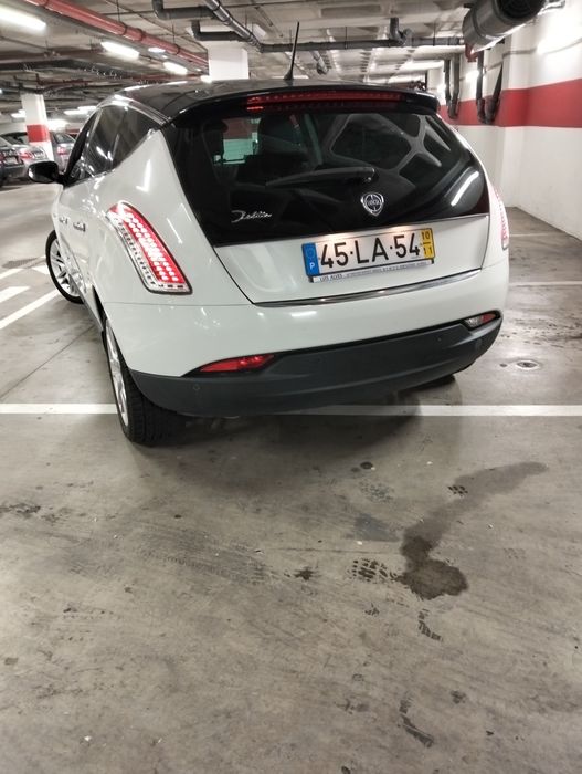 Lancia Delta Luxuoso Turbo Diesel 10