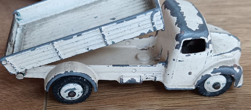 Dodge Rear Tipping Wagon Dinky Toys #Ref414