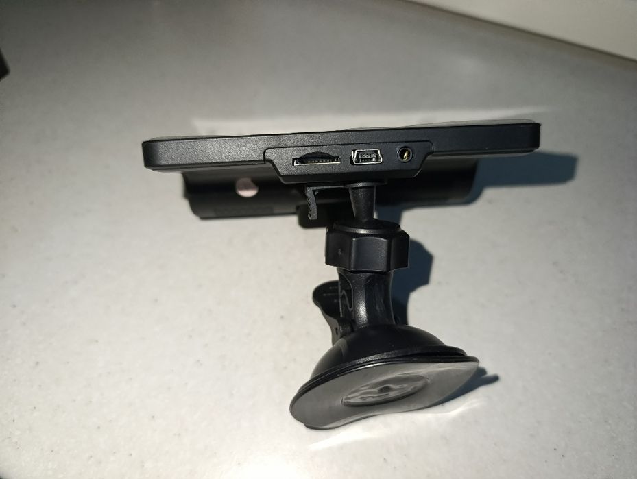 Продам відеореєстратор  новий