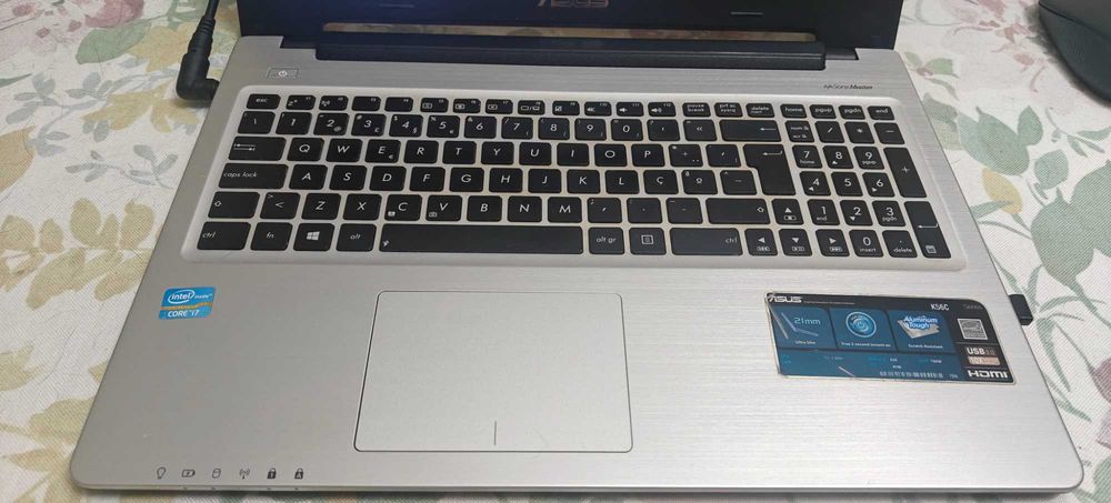 Portátil Asus k56C Core i7