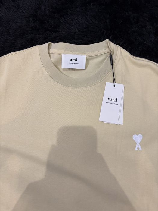 Ami Paris Tee.