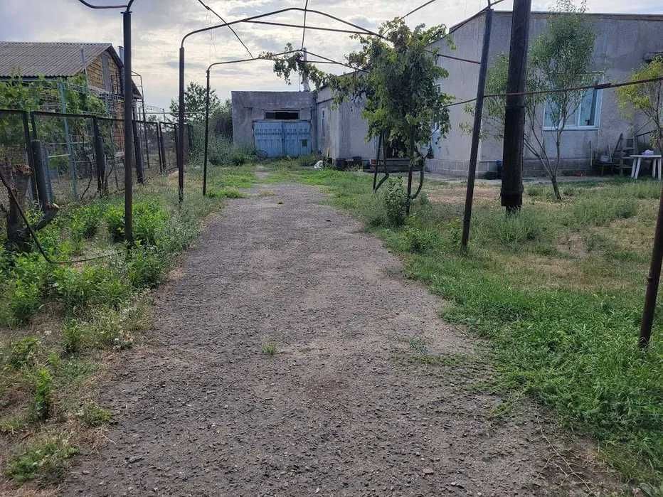 (13) Продам будинок у с. Малодолинське