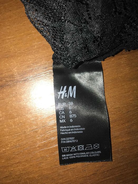 Мереживний чорний бралет топ бюст від H&M