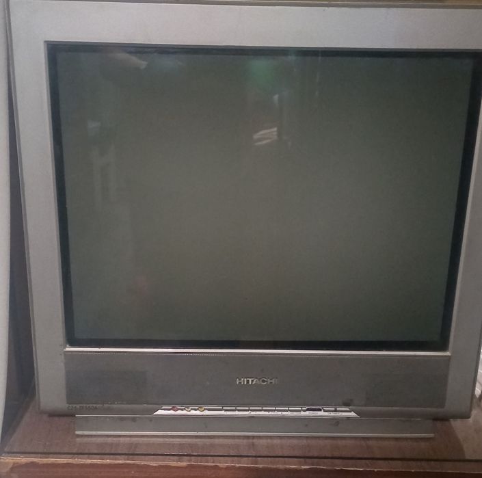 Телевізор" HITACHI " + Т2 тюнер .