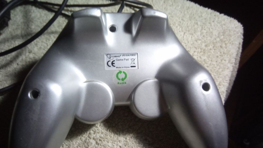 Геймпад джойстик.