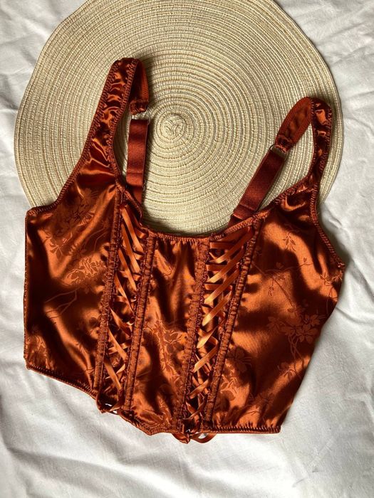 Корсет Urban Outfitters