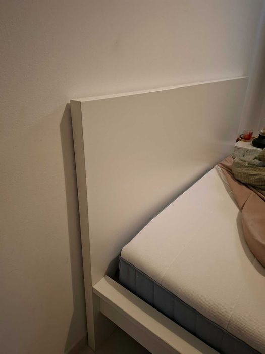 Cama Casal IKEA Malm + Estrado