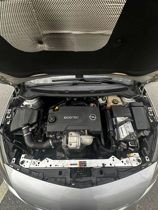 Opel Astra 1.3 CDTI EcoFlex • 2014 • 237.358 km