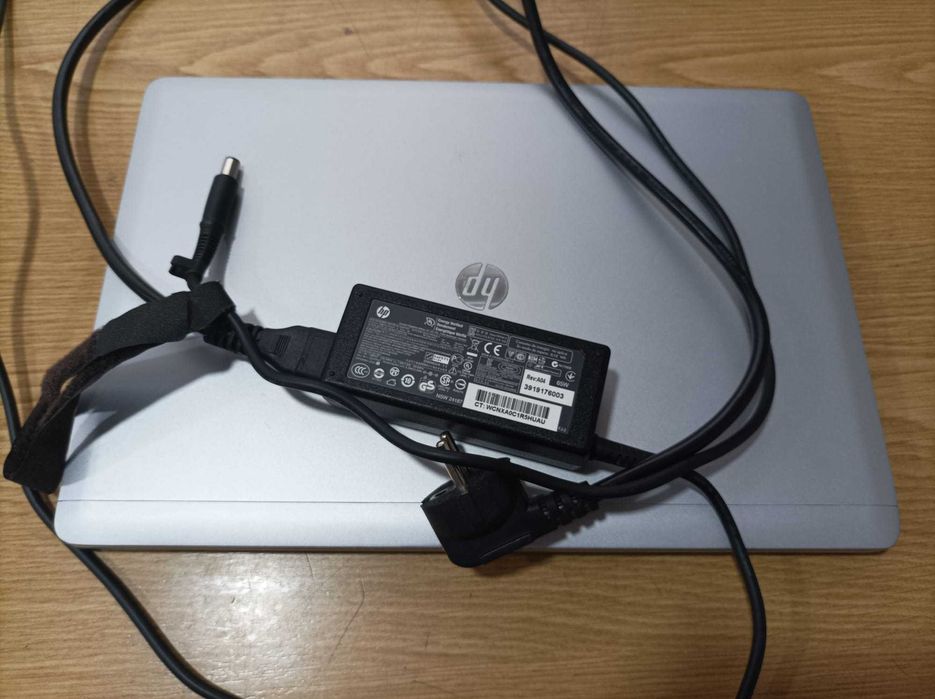 Portátil HP Folio 9480M