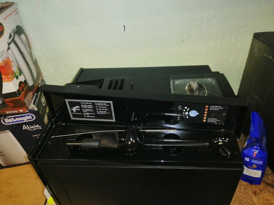 Кавомашина Impressa F8 Piano Black EU, Сток