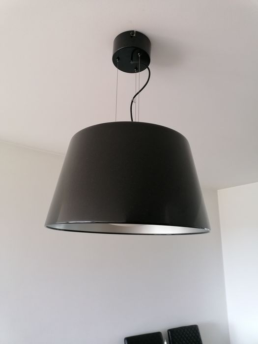 Candeeiro de teto preto