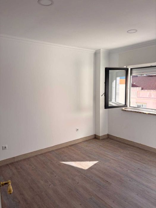 Vende-se T1+1 DUPLEX Na Tapada Das Merces