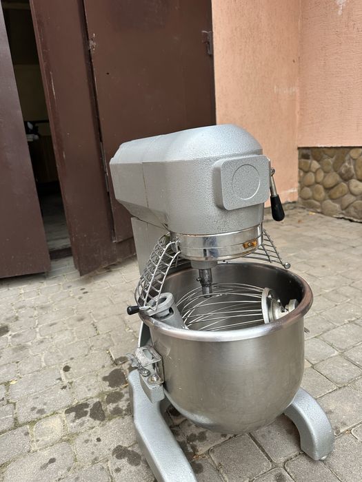 Планетарний міксер Mineapolis pluton 20