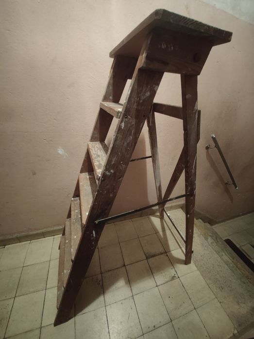 Escadote madeira  1.5m