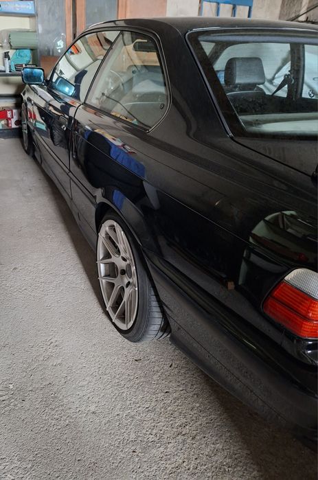 BMW 318is em bom estado