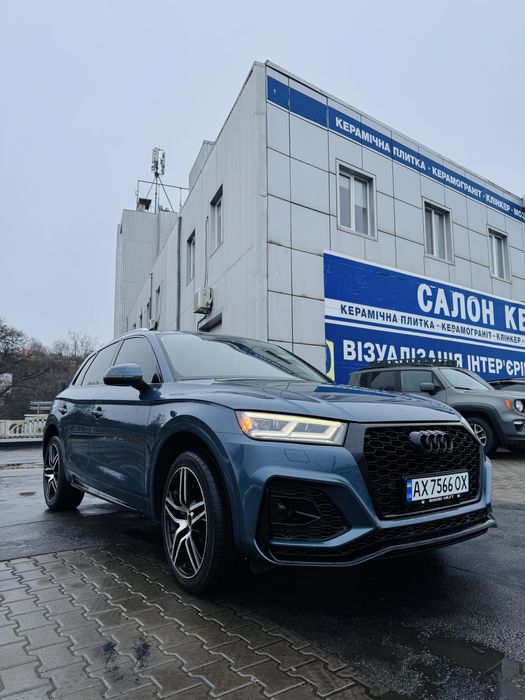 Продам Audi Q5