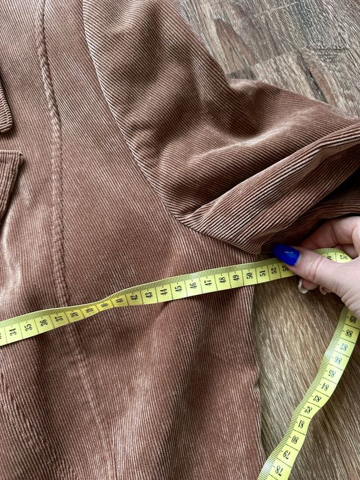 Prążkowany płaszcz vintage Ad-Szar brązowy