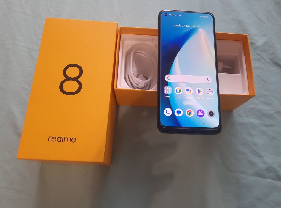 Sprzedam realme 8. RAM 6GB.ROM 128GB.
