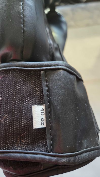 Luvas de treino de boxe