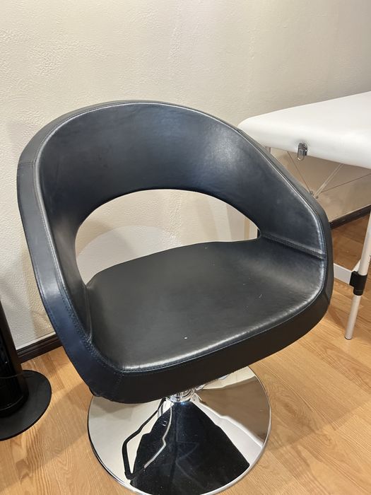 Cadeira para salão .