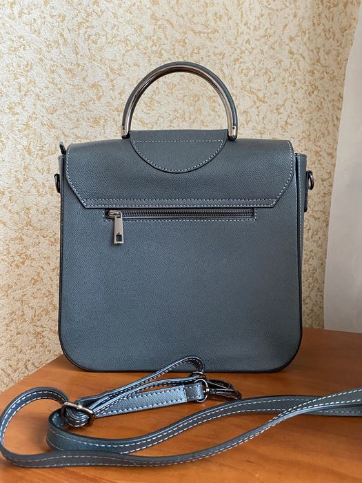 Шкіряна сумка в офіс та на кожен день